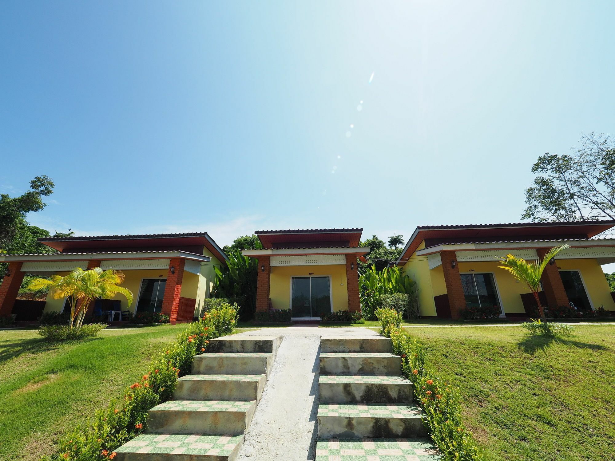 Anyaman Lanta House Hotel Koh Lanta Exterior photo